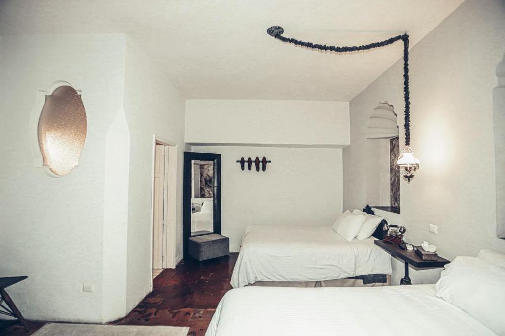 Carlotta Boutique- Adults Only San Miguel de Allende